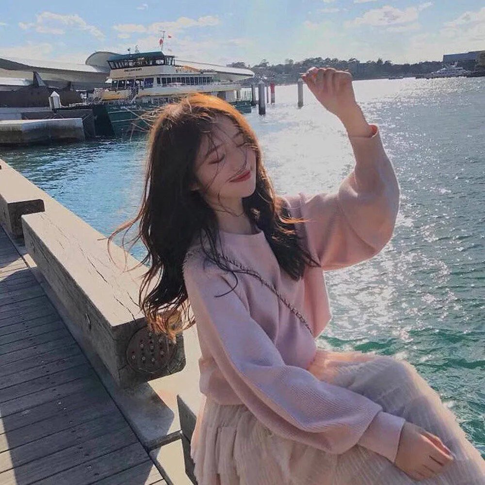 春闺三凤
